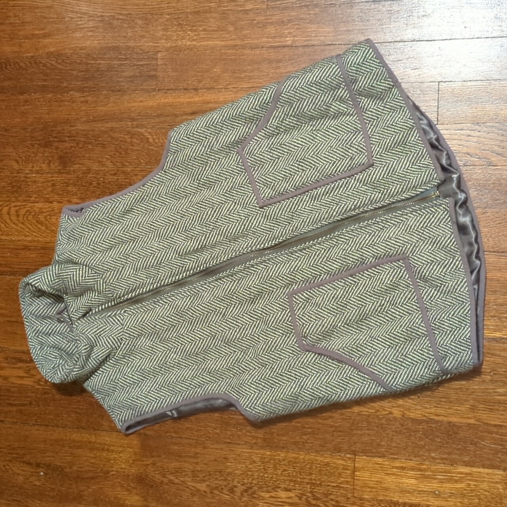 Quilted herringbone vest size s